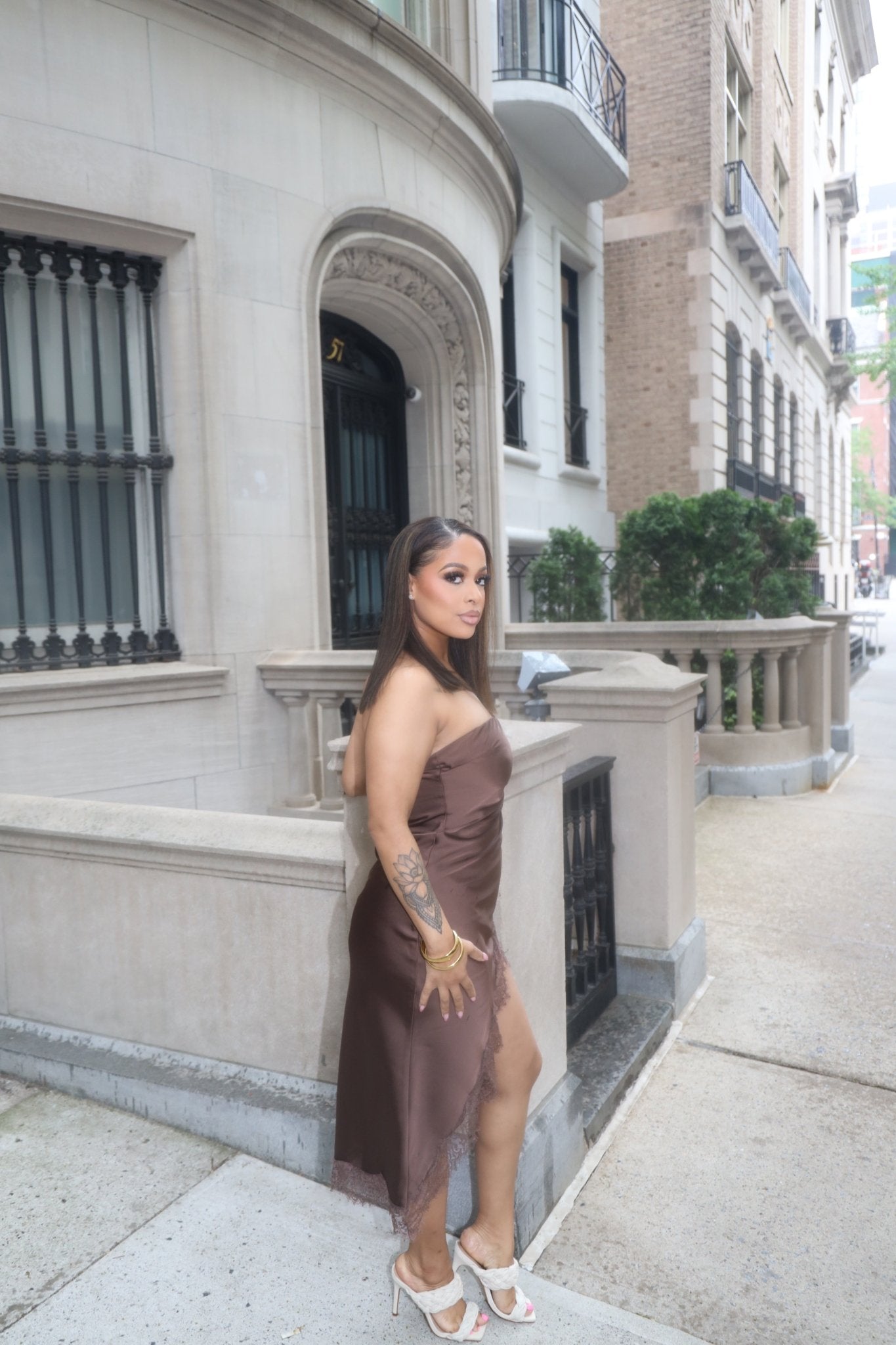Coffee Satin strapless lace Dress - Mintii